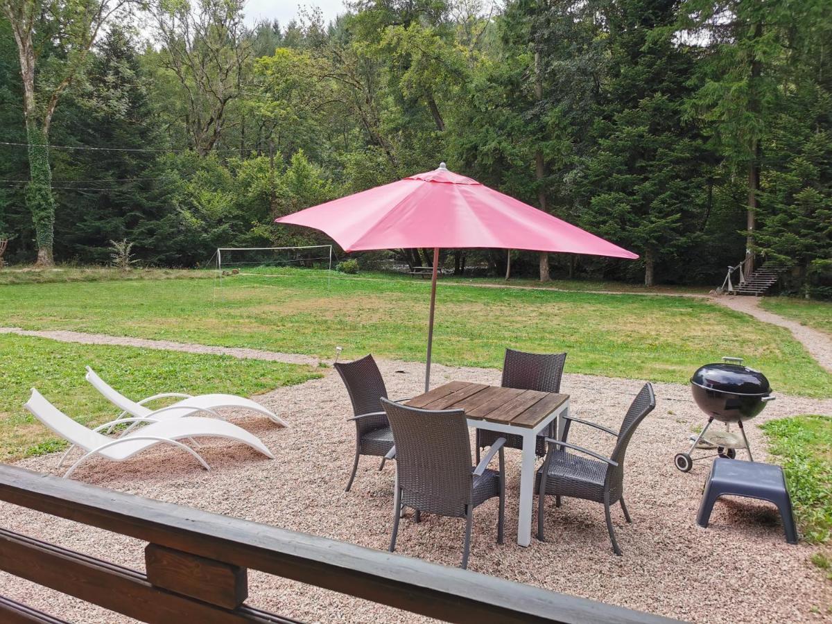 Domaine Chez Jem Hotel Le Breuil  Buitenkant foto