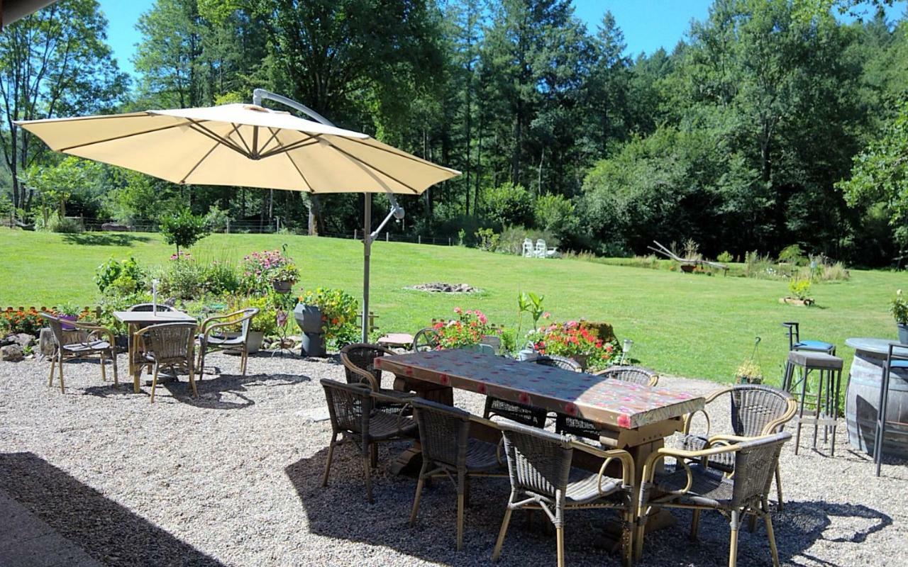 Domaine Chez Jem Hotel Le Breuil  Buitenkant foto